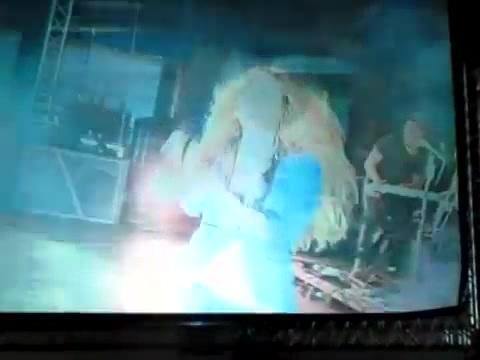 Demi Unbroken Live In Panama (2338)