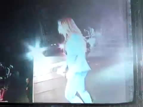 Demi Unbroken Live In Panama (2430)