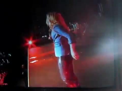 Demi Unbroken Live In Panama (2436)