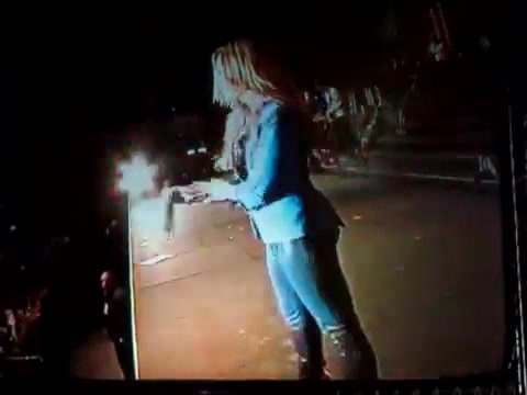 Demi Unbroken Live In Panama (2449)