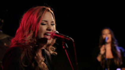 Demi Lovato - Give Your Heart A Break Piano only version (1986) - Demi - Give Your Heart A Break Piano only version Part oo5