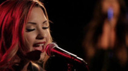 Demi Lovato - Give Your Heart A Break Piano only version (2416) - Demi - Give Your Heart A Break Piano only version Part oo6