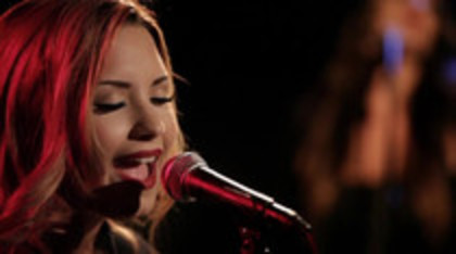 Demi Lovato - Give Your Heart A Break Piano only version (2417)