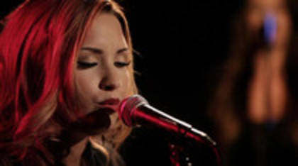 Demi Lovato - Give Your Heart A Break Piano only version (2431)