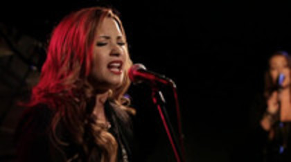 Demi Lovato - Give Your Heart A Break Piano only version (1961) - Demi - Give Your Heart A Break Piano only version Part oo5