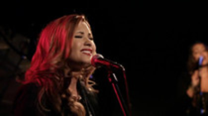 Demi Lovato - Give Your Heart A Break Piano only version (1967) - Demi - Give Your Heart A Break Piano only version Part oo5