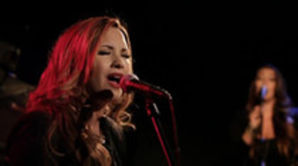 Demi Lovato - Give Your Heart A Break Piano only version (1980) - Demi - Give Your Heart A Break Piano only version Part oo5