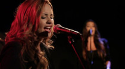 Demi Lovato - Give Your Heart A Break Piano only version (2011) - Demi - Give Your Heart A Break Piano only version Part oo5