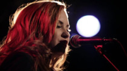 Demi Lovato - Give Your Heart A Break Piano only version (2495) - Demi - Give Your Heart A Break Piano only version Part oo6