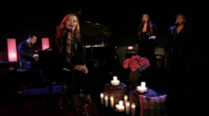 Demi Lovato - Give Your Heart A Break Piano only version (2514) - Demi - Give Your Heart A Break Piano only version Part oo6