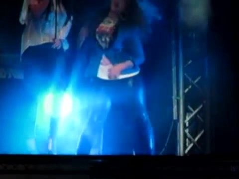 Demi Unbroken Live In Panama (2700) - Demi - Unbroken Live In Panama City Part oo5