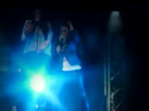 Demi Unbroken Live In Panama (2766) - Demi - Unbroken Live In Panama City Part oo5