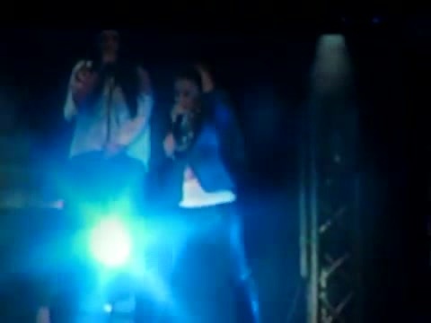 Demi Unbroken Live In Panama (2767) - Demi - Unbroken Live In Panama City Part oo5