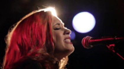 Demi Lovato - Give Your Heart A Break Piano only version (2896)