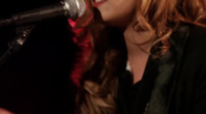 Demi Lovato - Give Your Heart A Break Piano only version (2906)