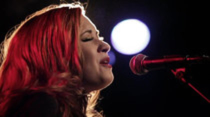 Demi Lovato - Give Your Heart A Break Piano only version (2942) - Demi - Give Your Heart A Break Piano only version Part oo7