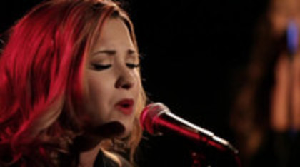 Demi Lovato - Give Your Heart A Break Piano only version (2985)