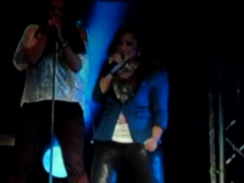 Demi Unbroken Live In Panama (2992)