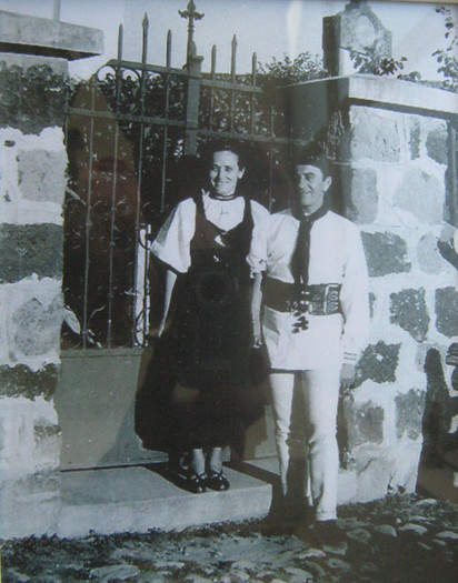 Palos in 22 aug.1971. Anni si Eugen MAFTEIU . - POZE VECHI DIN PALOS ARDEAL