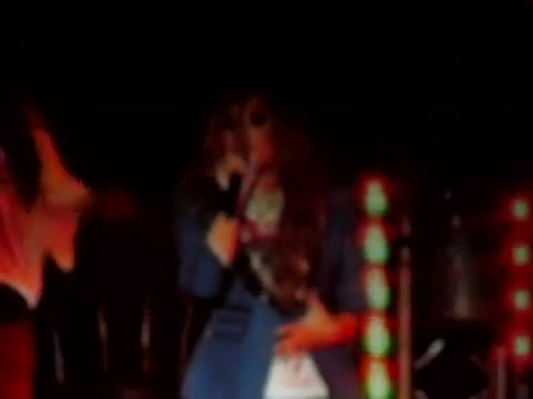 Demi Unbroken Live In Panama (3582)