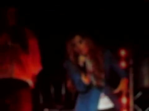 Demi Unbroken Live In Panama (3626)