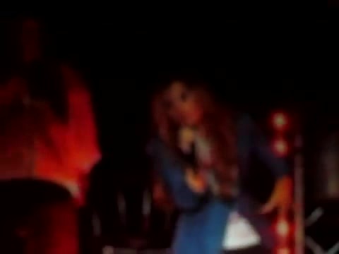 Demi Unbroken Live In Panama (3627)