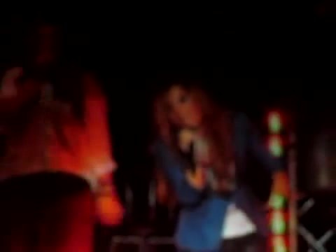 Demi Unbroken Live In Panama (3631)