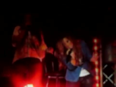Demi Unbroken Live In Panama (3643)