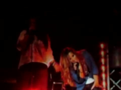 Demi Unbroken Live In Panama (3663)