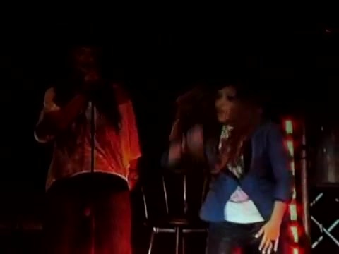 Demi Unbroken Live In Panama (3681)