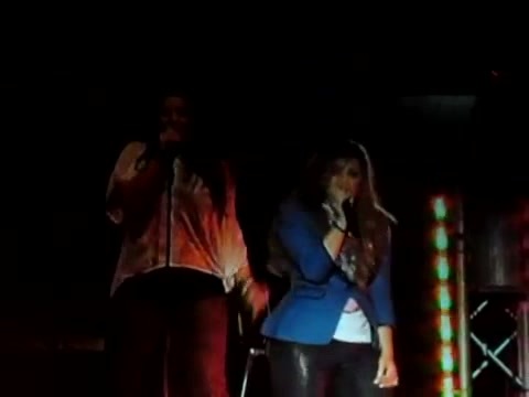 Demi Unbroken Live In Panama (3721)
