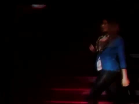 Demi Unbroken Live In Panama (3964)