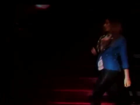 Demi Unbroken Live In Panama (3965)