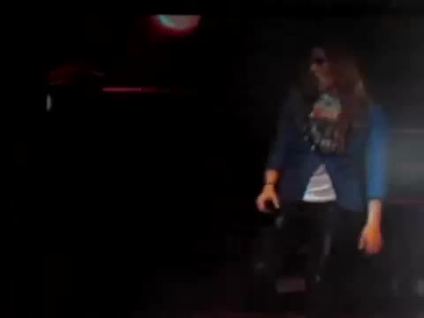 Demi Unbroken Live In Panama (3975)