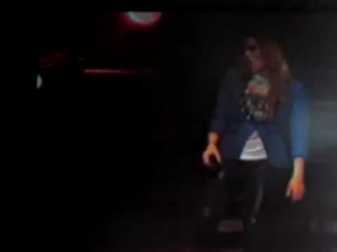 Demi Unbroken Live In Panama (3976)