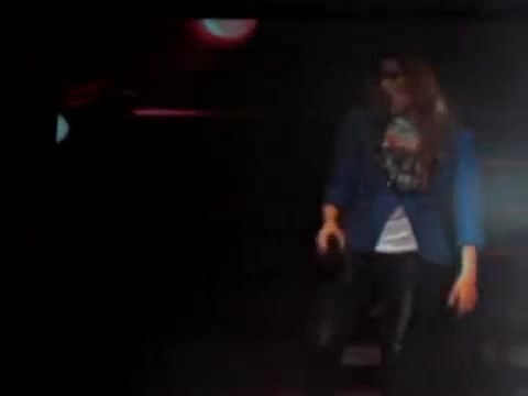 Demi Unbroken Live In Panama (3977)