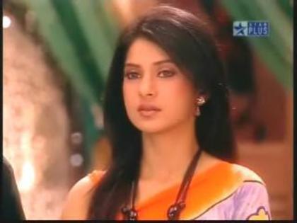 310202_235197593194805_114833878564511_645830_1691097258_n - jennifer winget 3
