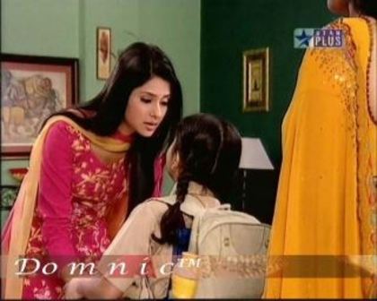 318835_234813993233165_114833878564511_644180_188541792_n - jennifer winget 3