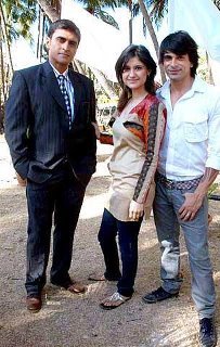 523954_333207106727186_114833878564511_909933_1330493646_n - jennifer winget 3