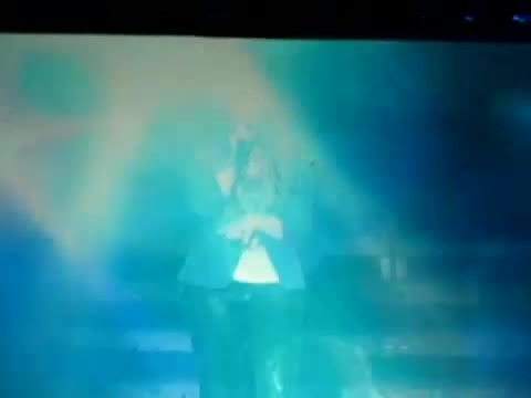 Demi Unbroken Live In Panama (4289)