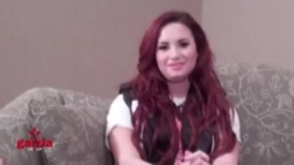 Demi Lovato Send A Message To Paraguay Lovatics - Demilush Send A Message To Paraguay Lovatics Part oo1