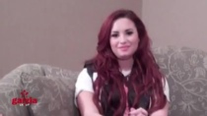 Demi Lovato Send A Message To Paraguay Lovatics (2) - Demilush Send A Message To Paraguay Lovatics Part oo1