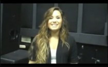 Demi Lovato Teases Some Of Her Tour Dances (5)