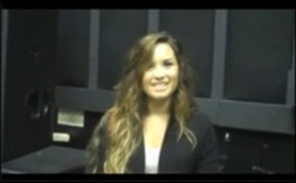 Demi Lovato Teases Some Of Her Tour Dances (16)