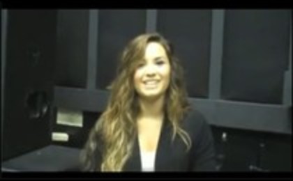 Demi Lovato Teases Some Of Her Tour Dances (18) - Demi Teases Some Of Her Tour Dances