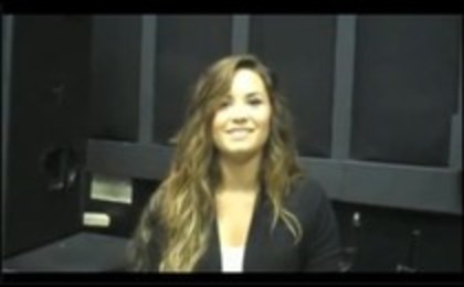 Demi Lovato Teases Some Of Her Tour Dances (20)