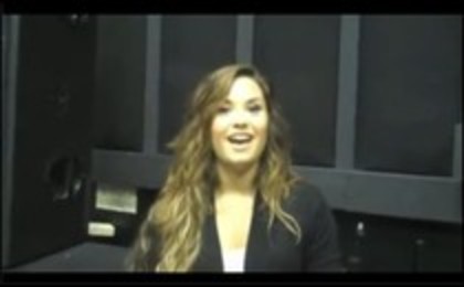 Demi Lovato Teases Some Of Her Tour Dances (28)