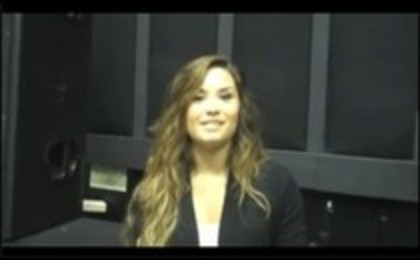 Demi Lovato Teases Some Of Her Tour Dances (32)