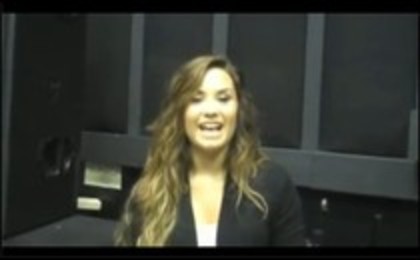 Demi Lovato Teases Some Of Her Tour Dances (35)