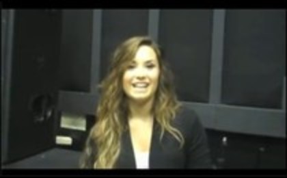 Demi Lovato Teases Some Of Her Tour Dances (36)